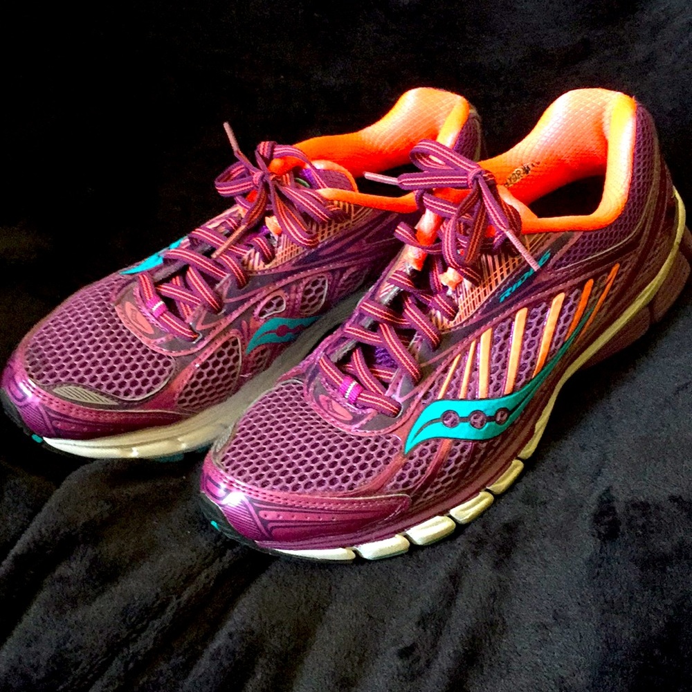 Saucony Size 8 women athletic shoes